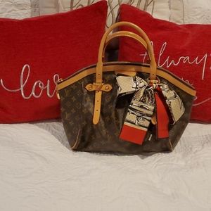 Louis Vuitton Tivoli